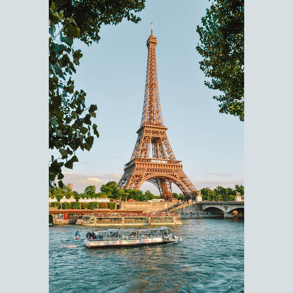 Live From Paris: Amour in the Air